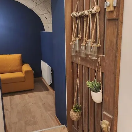 Petit Au Coeur De Apartment